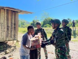 Satgas Yonif 521/DY Anjangsana di Distrik Benawa