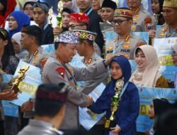 Kapolri Berikan Apresiasi Kepada Adhisty Atas Juara Lomba Melukis Difabel