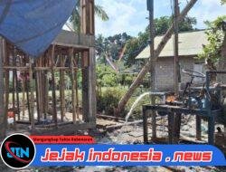 Air Sumur Bor Mulai Mengalir, TMMD ke-125 Kodim 0825/Banyuwangi Lanjutkan Pembangunan Penampungan dan MCK