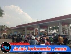 Jalur Gumitir Tutup Total, Ketapang Mancet, Stok BBM di Kabupaten Jember Kosong