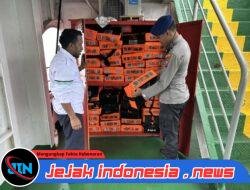 Satpolairud Polresta Banyuwangi Melaksanakan Pemeriksaan Alat Keselamatan Diatas Kapal Motor Penumpang Portlink VII Sedang Legoh Jangkar