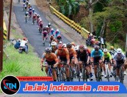 Pimpinan Balapan Silih Berganti, Etape Dua Tour de Banyuwangi Ijen Sajikan Pertarungan Sengit