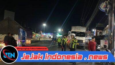 Polresta Banyuwangi Sigap Atasi Kepadatan Kendaraan di Jalur Pelabuhan Ketapang