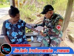 Satgas Yonif 131/Brajasakti Berikan Pelayanan Kesehatan Gratis Door to Door di Kampung Yanemyo