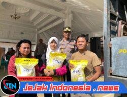Gelar Bazar, Polres Blitar Dukung Gerakan Pangan Murah, Salurkan Beras SPHP untuk Masyarakat