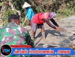 Babinsa Sukorejo Turun Tangan Pengecoran Jalan ADD 2025 di Dusun Sukomukti