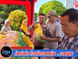 Polres Probolinggo Gelar Gerakan Pangan Murah, Masyarakat Sumringah