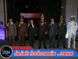 Dandim 0825/Banyuwangi Laksanakan Apel Kehormatan dan Renungan Suci HUT Ke-80 Kemerdekaan RI