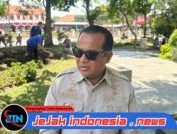 Pasca Pesta Rakyat HUT RI di Depan Grahadi, Kepala DLH Jatim Pastikan Kebersihan Tuntas dan Taman Apsari Pulih