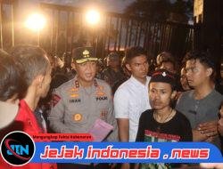 Kedepankan Sisi Humanis, Polda Kalteng Kawal Aksi Unras di Mapolda
