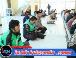 Polres Gresik dan Komunitas Ojol Bersatu, Sholat Gaib dan Doa Bersama untuk Almarhum Affan