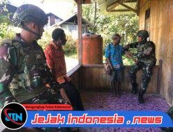 Kesehatan Keliling Satgas Yonif 521/DY Hadir Berikan Bantuan Pelayanan Kesehatan Masyarakat di Yalimo
