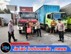 Komunitas Sopir Gelar Peringatan Maulid Nabi di ASDP Ketapang Banyuwangi