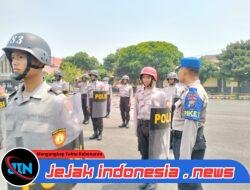 Cetak Polisi Humanis, 247 Siswa Diktukba SPN Polda Jatim Dibekali Teknik Dalmas