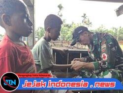 Satgas Yonif 131/Brajasakti Hadirkan Sentuhan Sehat di Perbatasan Papua