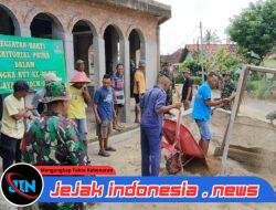 Manunggal TNI-Rakyat, Anggota Koramil 411-04/Tmj, Kodim 0411/Km, Bantu Masyarakat Pengecoran lantai Masjid dan Pasang Paving block Di Kelurahan Binaan.