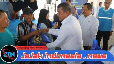 Kemenimipas Salurkan 5.000 Paket Bantuan Sosial untuk Pesantren dan Nelayan di Cilacap