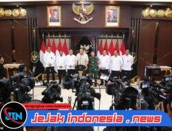 Menko Polkam Ad Interim Gelar Rapat Perdana