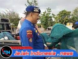 Kapos Satpolairud Unit Kota Aipda Haerul Umam Giat Patroli Mencegah terjadinya Pelanggaran Hukum Dikawasan Dermaga Pelabuhan Rakyat