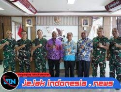 Sinergi Pemimpin Papua Barat: Gubernur dan Pangdam XVIII/Kasuari Bahas Kolaborasi untuk Pembangunan Daerah