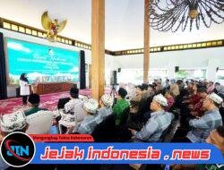 Surplus Pangan Terjaga, Kapolda dan Bupati Ipuk Panen Jagung Serentak di Banyuwangi