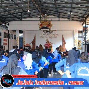 Petugas dan Warga Binaan Lapas Banyuwangi Kompak Senam Bersama