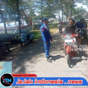 Satpolairud Polresta Banyuwangi Giat Patroli Di Kawasan Wisata Pantai Gumuk Kantong