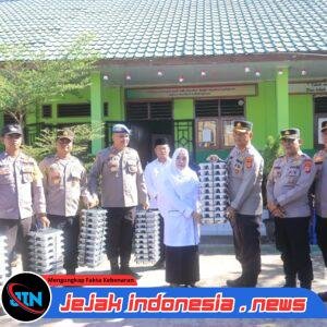 Senyum Kapolres, Gizi untuk Anak Negeri: MBG Perdana Menggema di Simpang Kiri