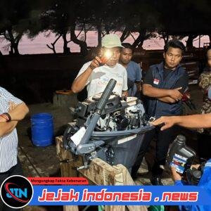 Sonny T Danaparamita Salurkan 15 Unit Mesin Tempel untuk Nelayan Banyuwangi