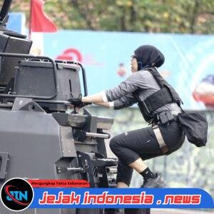 HUT Brimob ke 80 Polwan Polda Jatim Tampilkan Srikandi Challenge Penuh Adrenalin