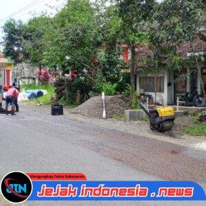 Peningkatan Jalan Wuluhan dan Penambalan Arjasa Dimulai, Pemkab Jember Perkuat Infrastruktur
