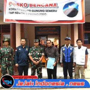 Danrem 083/Baladhika Jaya Salurkan Bantuan Obat-Obatan dari Menteri Pertahanan RI untuk Korban Erupsi Gunung Semeru