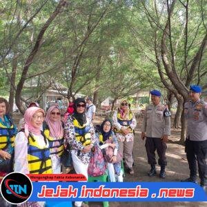 Satpolairud Polresta Banyuwangi Melaksanakan Patroli Di Kawasan Wisata Green Watu Dodol