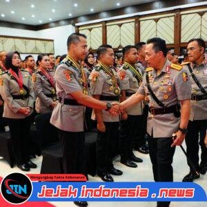 Kapolri Pimpin Penutupan Pendidikan Sespim Polri Tahun Ajaran 2025 di Lemdiklat Polri