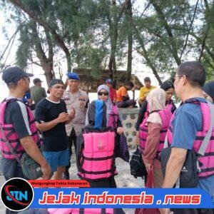 Polairud Polresta Banyuwangi Giat Patroli dan Sambang Dialogis Kekawasan Wisata Pantai Green Watu Dodol
