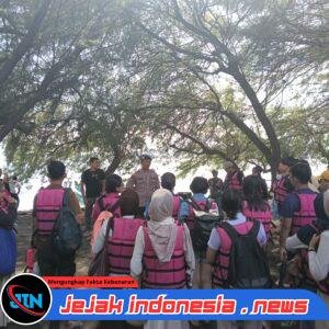 Satpolairud Polresta Banyuwangi Giat Patroli & Sambang Dialogis Dikawasan Wisata Green Watu Dodol
