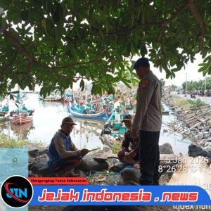 Satuan Polisi Perairan dan Udara Polresta Banyuwangi Melaksanakan Patroli Dialogis Dikawasan Pelabuhan Muncar