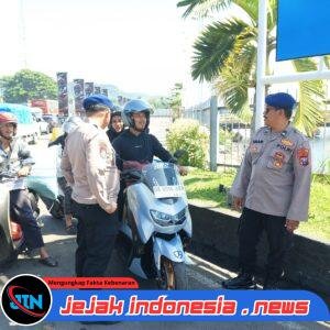 Satpolairud Polresta Banyuwangi Giat Pengamanan Arus Penyeberangan Di Pelabuhan ASDP Ketapang