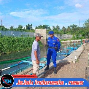Satpolairud Polresta Banyuwangi Menggelar Patroli Dialogis dan Pembinaan Penyuluhan (BINLUH) Di Kawasan Pantai Meneng
