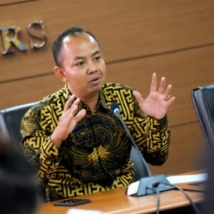 Jaga Independensi Pers, Dewan Pers Larang Wartawan Meminta THR ke Instansi