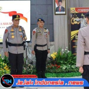 Kapolda Sulsel Pimpin Upacara Penyerahan Jabatan Karolog Polda Sulsel dalam Rangka Purna Tugas
