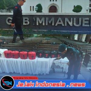Pastikan Ibadah Aman, Tim Gegana Sterilisasi Gereja Prioritas di Wilayah Medan