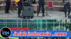 *Saturday Night-Feel The Music : Aksi Baracuda Band Hibur Pengunjung Bhayangkara Park Polda Babel*