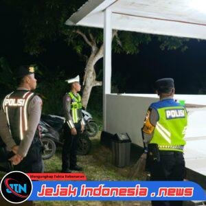 Pastikan Paskah Khidmat, Polsubsektor Lembongan lakukan Penjagaan.