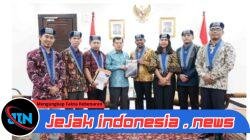 *Jusuf Kalla Tokoh Perdamaian*