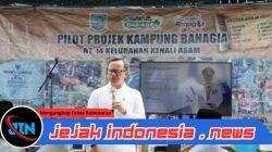*Wamendagri Bima Tinjau Kampung Bahagia di Jambi, Tekankan Peran RT sebagai Ujung Tombak Program Pemerintah*