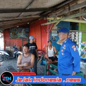 Satpolairud Polresta Banyuwangi Giat Pembinaan Masyarakat Di pesisir Pantai Warujajar