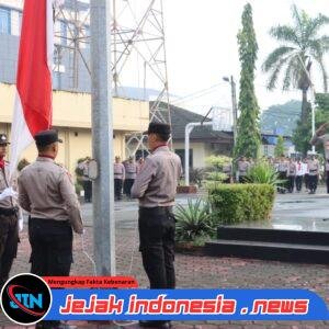 Sinergi dan Disiplin, Polres Cilegon Gelar Upacara Hari Kesadaran Nasional dan Apresiasi Insan Pers