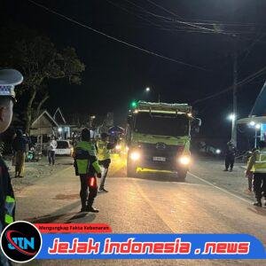 *Polres Jember Batasi Kecepatan Kendaraan Berat di Jalur Kasian – Puger*