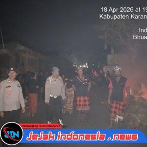 Tradisi Ter-teran di Desa Adat Saren Berlangsung Khidmat, Polsek Bebandem Pastikan Keamanan Tetap Kondusif